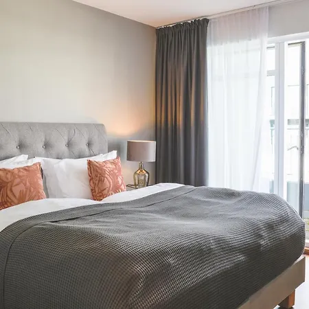B2 Penthouses By Ylma Apartment *