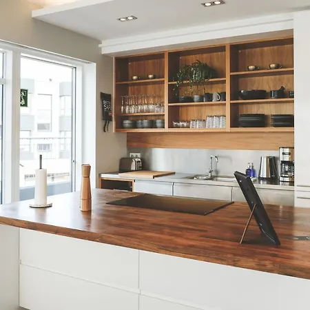 B2 Penthouses By Ylma *