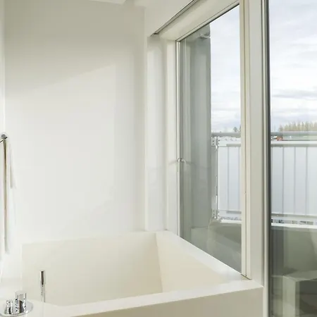 B2 Penthouses By Ylma * Reykjavík